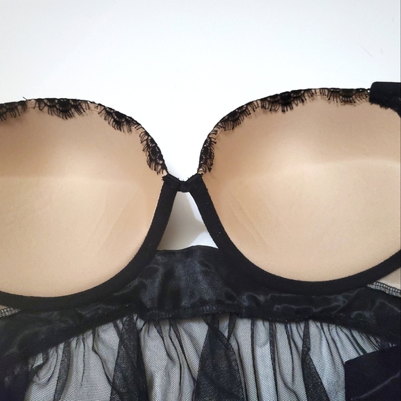 Victoria's Secret Babydoll Negligee - Picture 6 of 9